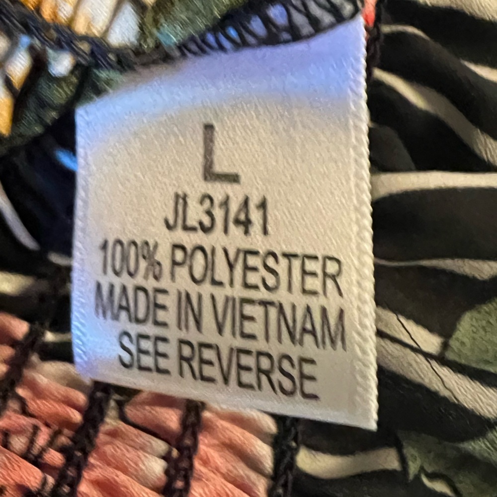 Impulsive π Off the Shoulder Top - Picture 14 of 15